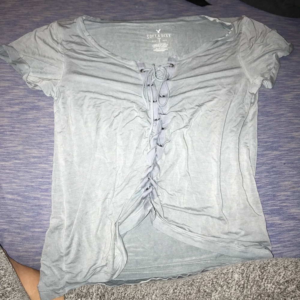 Soft and sexy American eagle shirt